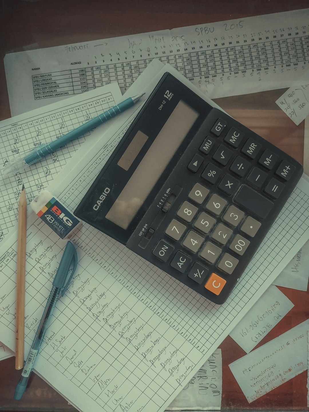 calculator related to pricing comparison